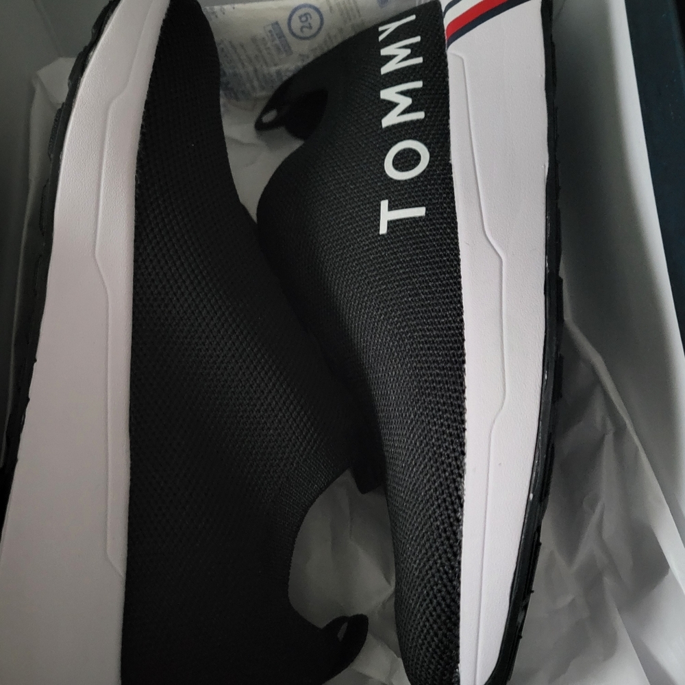 Tommy Hilfiger